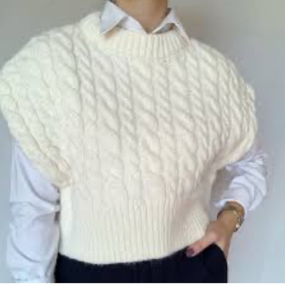 Zara Cream Cable Knit Turtleneck Sweater